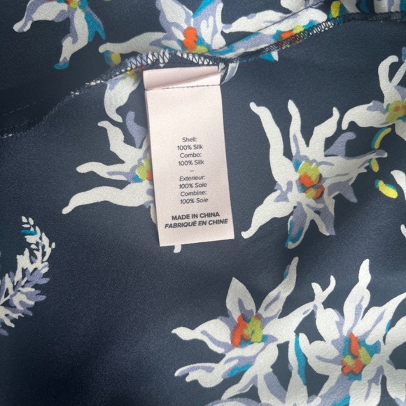 Cinq a Sept Juliet Floral Print Silk Button Front Pajama Style Casual Blouse Top - Picture 13 of 14